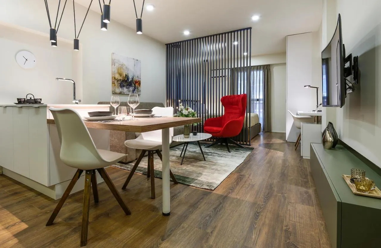 Olvios Design Suite Saloniki 0*,
